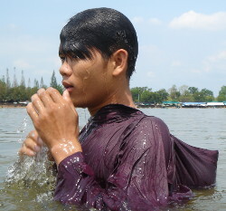 anorak swim test in lake